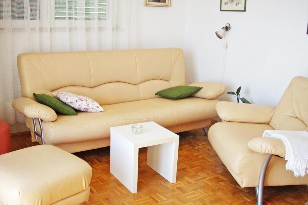 Photo of Livingroom in Mimice