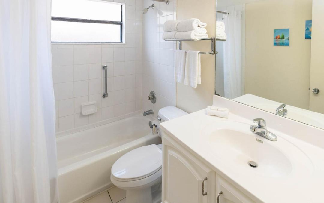 Photo of Bathroom in Cocoa Beach