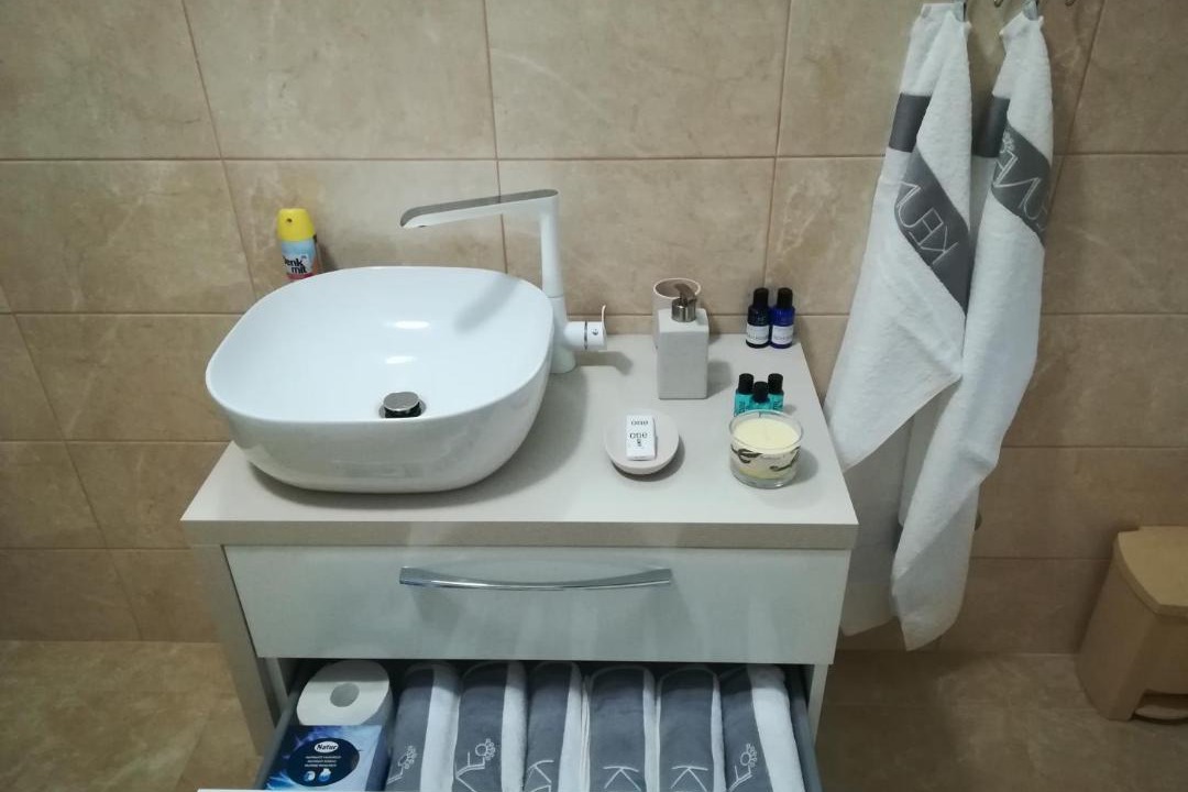 Photo of Bathroom in Petraca