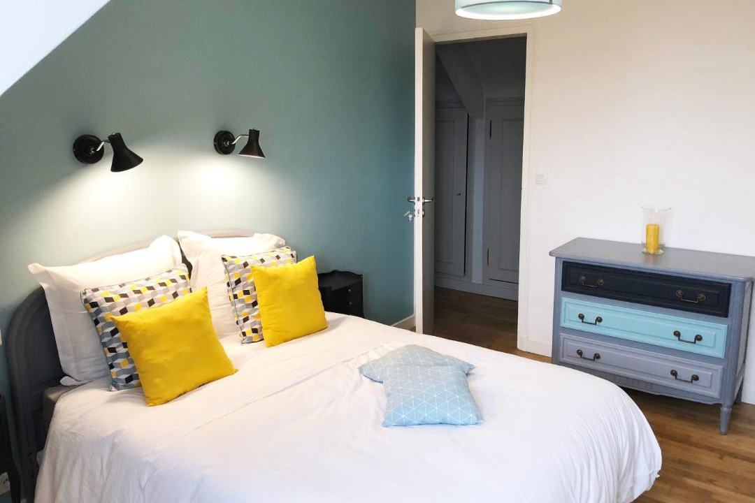 Photo of Bedroom in Lamballe
