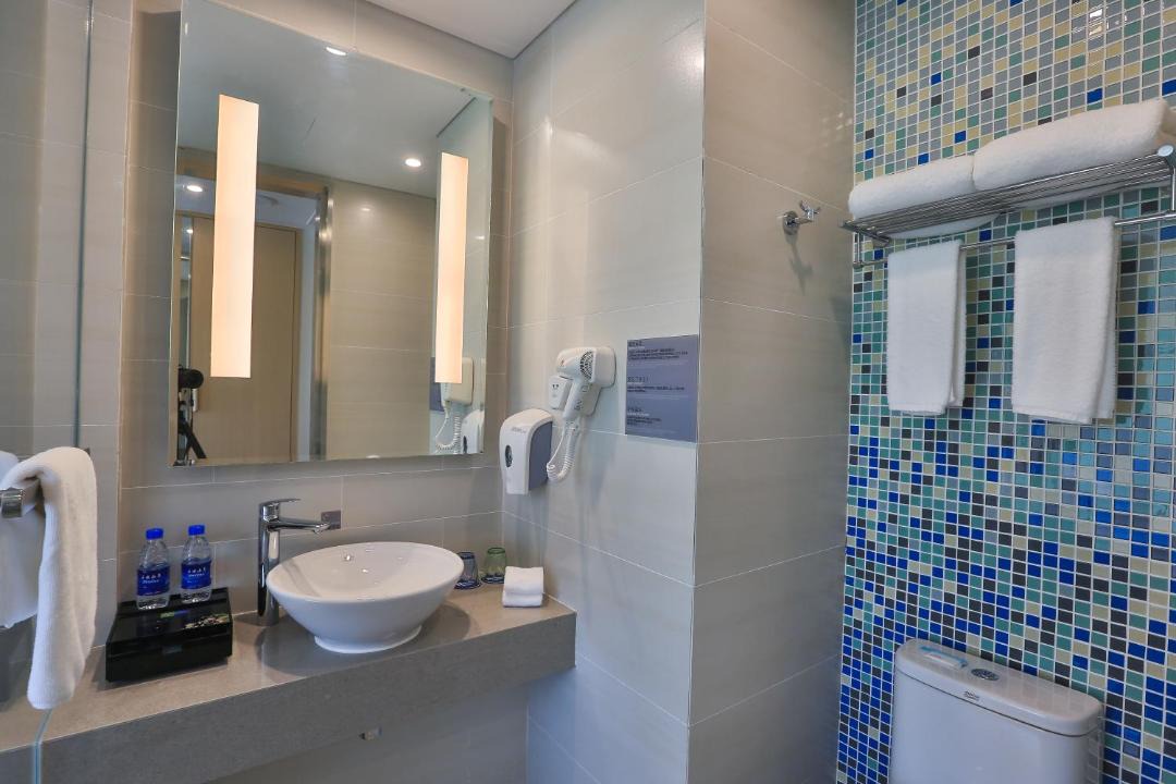 Photo of Bathroom in Emeishan