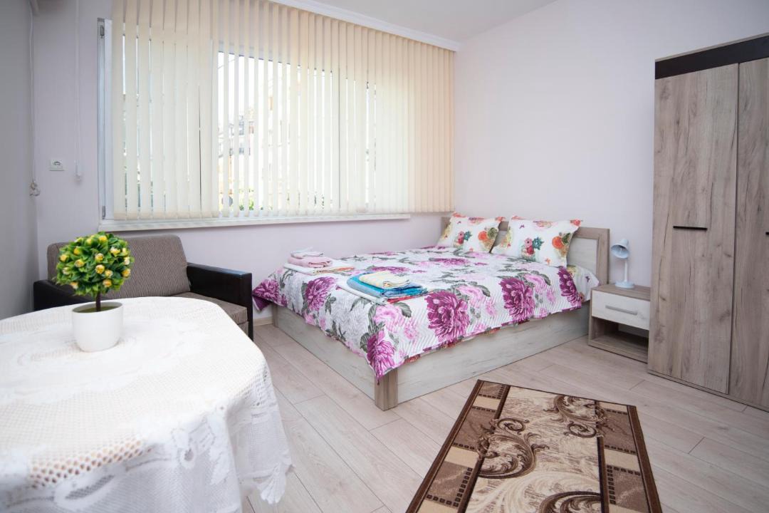 Photo of Bedroom in Burgas Center