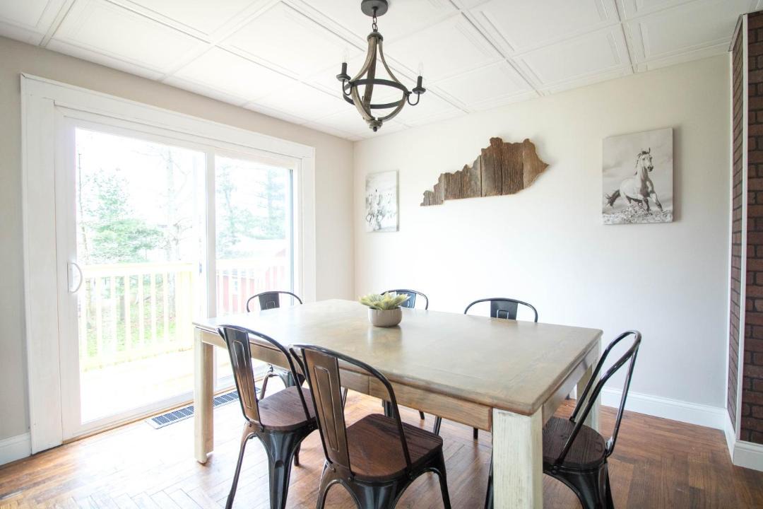 Photo of Livingroom in Dry Ridge