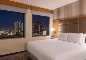 Hyatt Place Houston Downtown