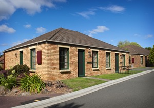 Country Club Villas
