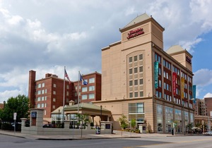 Hampton Inn & Suites Buffalo/Downtown