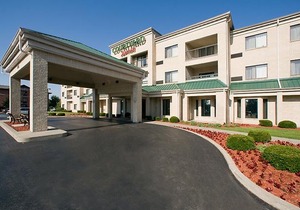 Courtyard by Marriott Mishawaka-University Area