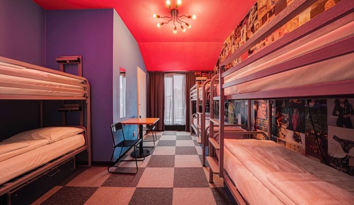 Bed in a 6-Person Mixed Dormitory Ensuite