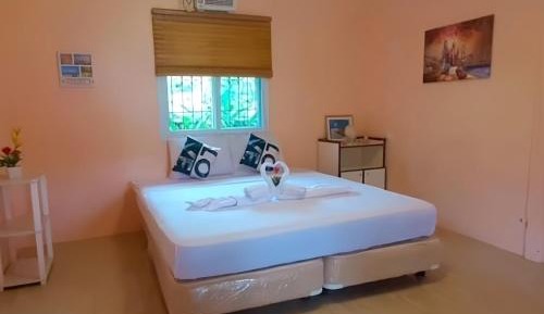 Standard Double Room with Shared Bathroom