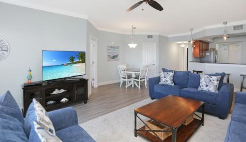 Two-Bedroom Apartment with Ocean View