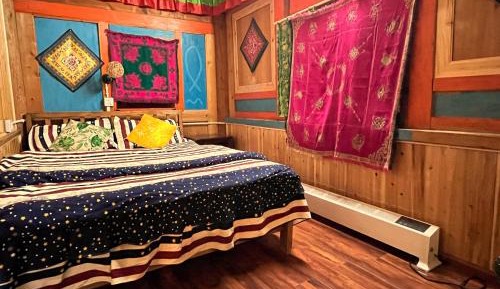 Double Room with Shared Bathroom