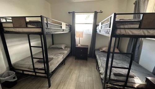 Bed in 4-Bed Mixed Dormitory Room