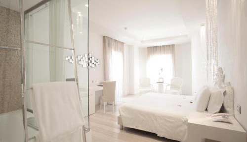 Exclusive Double or Twin Room  - Free Spa Access