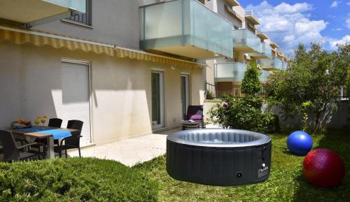Apartment with Terrace