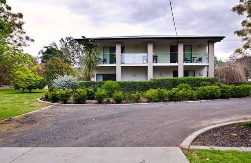 Wangaratta Hotel | Apex Park Holiday Apartments