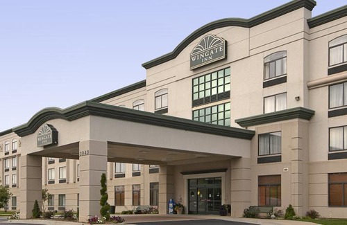 Chantilly Hotel | Wingate by Wyndham - Dulles International
