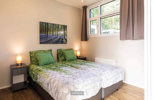 Beekbergen-Zuid Cabin | Deluxe 4 people Wellness