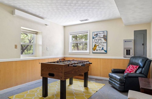 Onemo House | Waterfront House with Private Dock & Kayaks, Pool Table, Foosball, Pet Friendly.