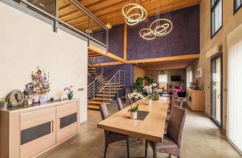 Laubressel House | Ome Sweet Home