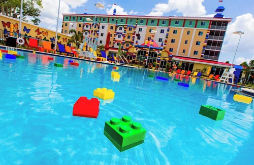 Cypress Gardens House | Theme Park at your Door Steps | Near Lake Dexter | Waterpark and Pool Access