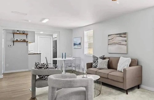 Tallahassee House | Great Weekender
