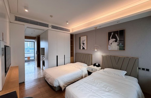 Shajing Apartment | Convention Studio - 5 min walking to SZ Convention Centre