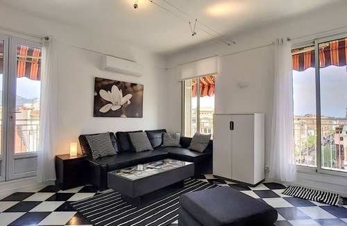 Centre Ville-Gare Apartment | N&J - NOTRE DAME - Hyper center - Top floor