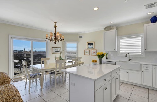 West Hampton Dunes House | Dune Rd Oceanfront 4BR West Hampton Dunes