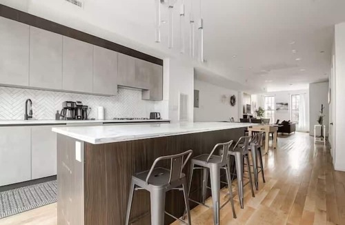 Bedford-Stuyvesant Apartment | Spacious apartment in charming Brooklyn with WiFi, AC. Book now
