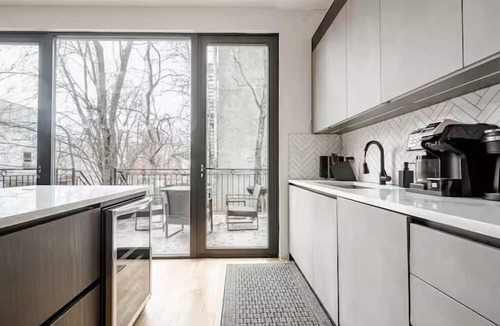 Bedford-Stuyvesant Apartment | Spacious apartment in charming Brooklyn with WiFi, AC. Book now