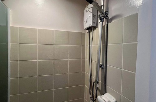 San Jose Apartment | Studio with City view,few minutes to Skyranch and Peoples Park and PicnicGroove