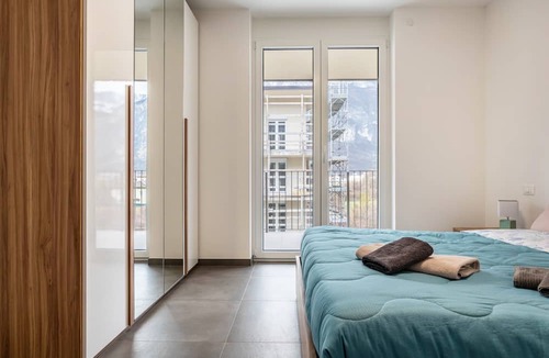 Vela Apartment | Apartment 'Casa Canova- Free Parking' with Mountain View, Private Terrace and Wi-Fi