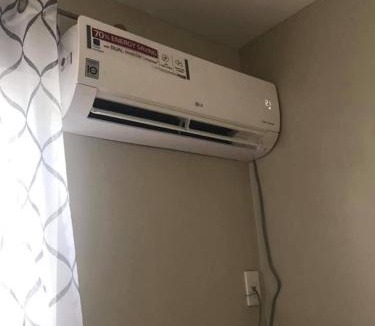 Pilar Apartment | E3 - Entire unit with balcony and covered parking