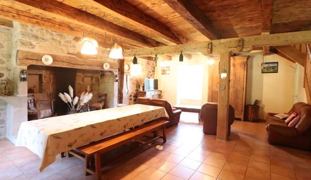 Gite Menet, 4 bedrooms, 8 persons
