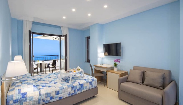 Villa Paradise Resort