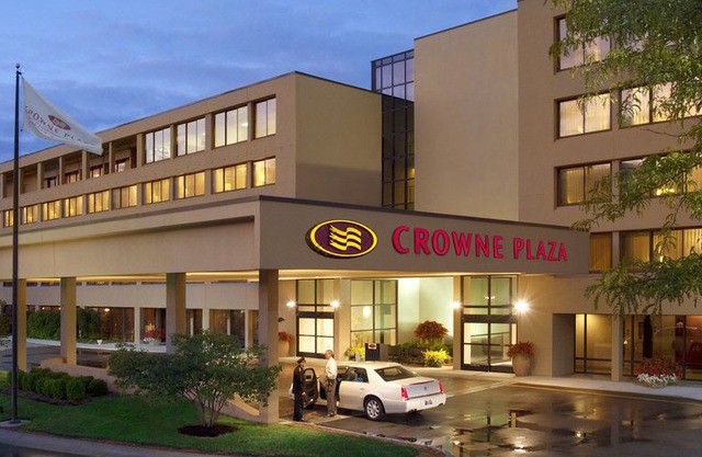 Crowne Plaza Hotel Indianapolis Airport, an Ihg Hotel